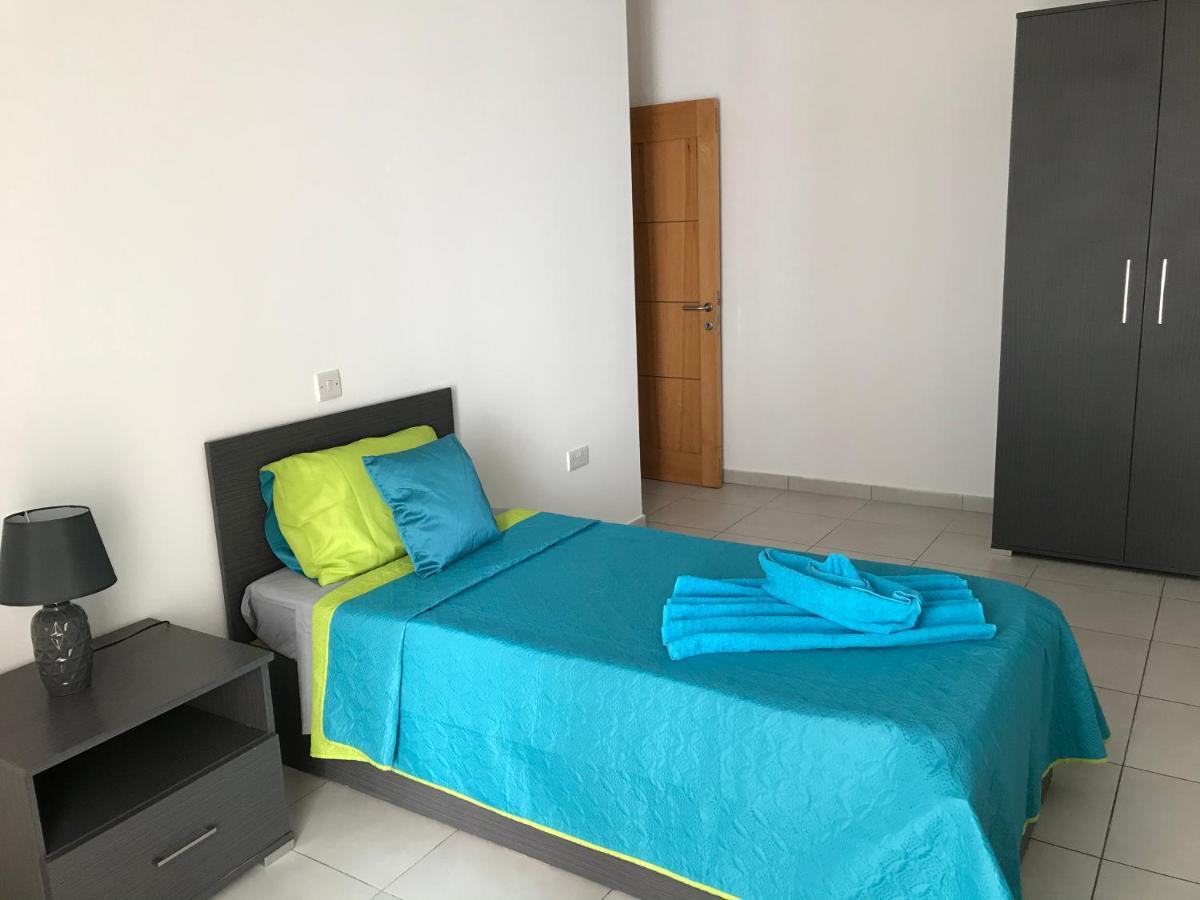 Ocean Pearl Apartment No4 San Pawl il-Baħar Eksteriør billede