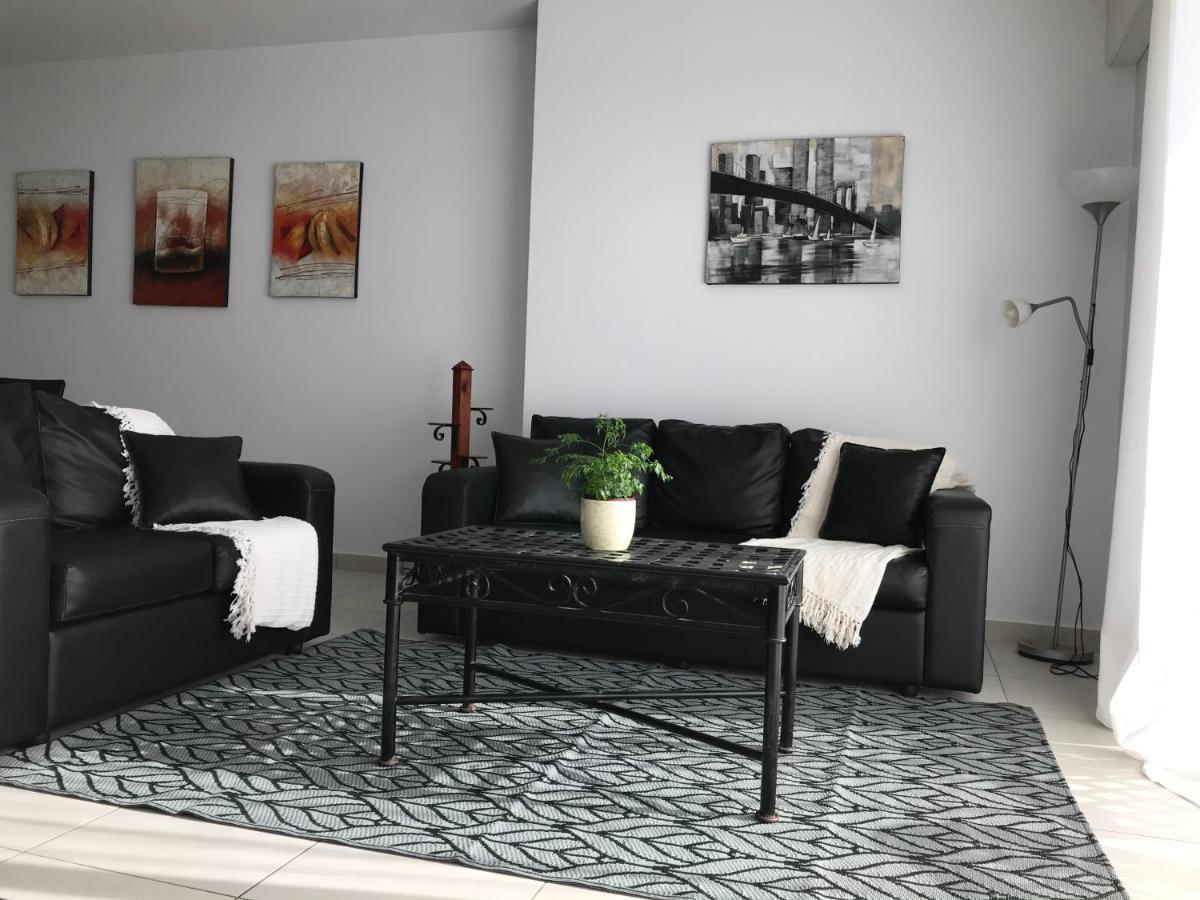 Ocean Pearl Apartment No4 San Pawl il-Baħar Eksteriør billede